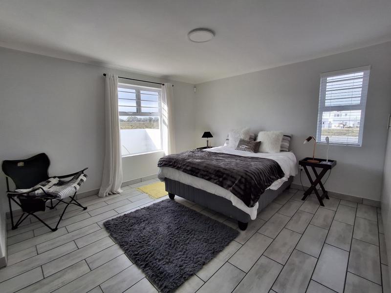 To Let 3 Bedroom Property for Rent in Lampiesbaai Western Cape